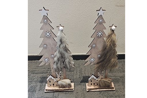 [121740] Figura de madeira da árvore de Natal sortida 15/42 cm
