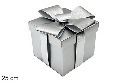 [123936] Boîte cadeau de Noël argentée avec ruban, 25 cm